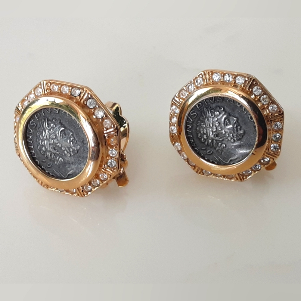 CAROLEE Roman Coin Crystal Octagon Gold Plate Couture Clip On Earrings - Vtg - Picture 3 of 8
